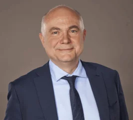 Porträt von Uwe Baust